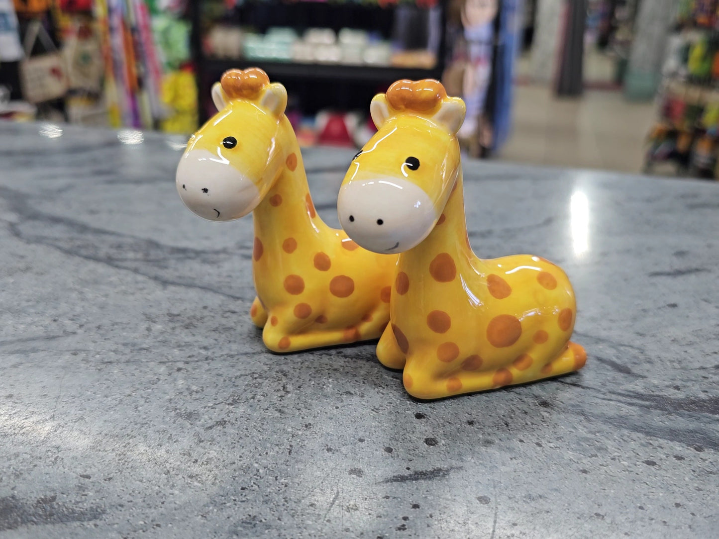 Giraffe Kneeling Salt & Pepper Shakers