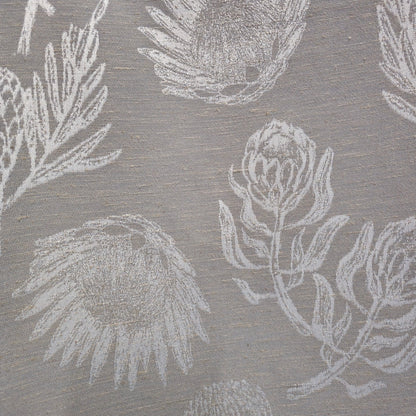 Protea Table Runner 150x40 | Grey & Silver