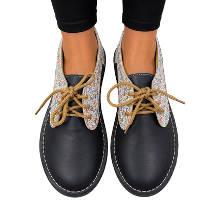 Black & White Lace Up Veldskoen | Genuine Leather